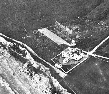 EPW001849 - Aerial view of Hunstanton Lighthouse, Hunstanton, Norfolk, June 1920. © Historic England (Aerofilms Collection)